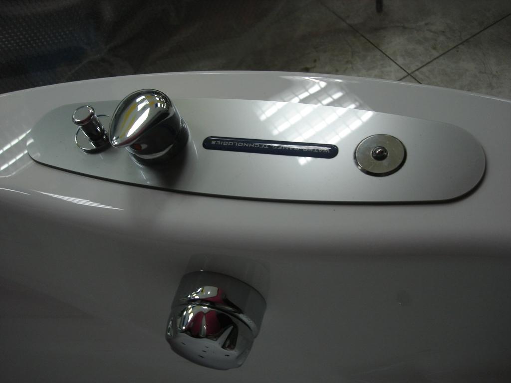 Гидромассажная ванна_WGT_Renovacio (6).jpg